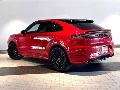 New 2026 Porsche Cayenne GTS AWD/4WD image 3