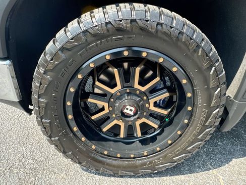 Used 2021 GMC Sierra 1500 SLE RWD image 12