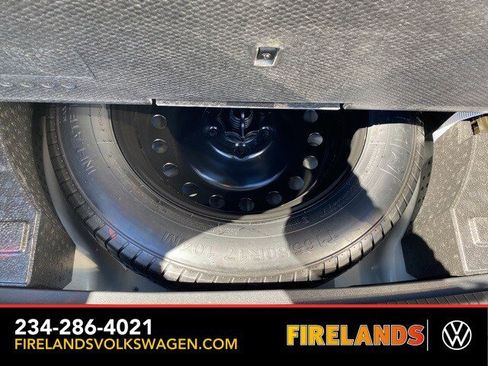 New 2025 Volkswagen Tiguan SE image 62