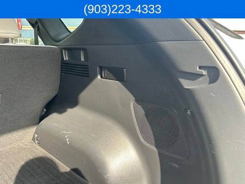 Used 2022 Hyundai Tucson Limited w/ Cargo Package FWD image 12