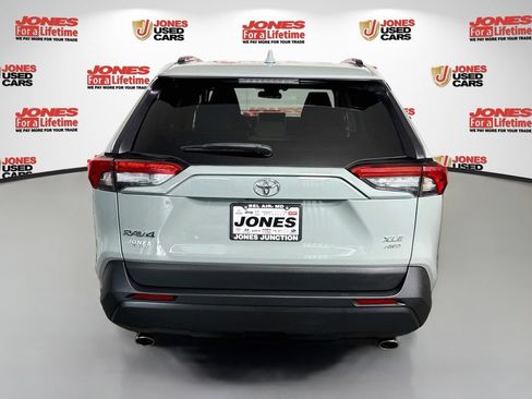 Certified 2022 Toyota RAV4 XLE w/ Convenience Package AWD/4WD image 16