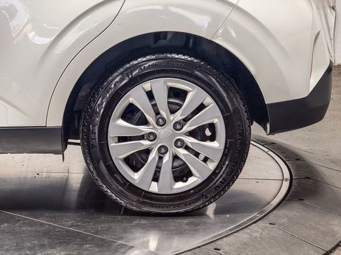 Used 2023 Kia Soul LX FWD image 10