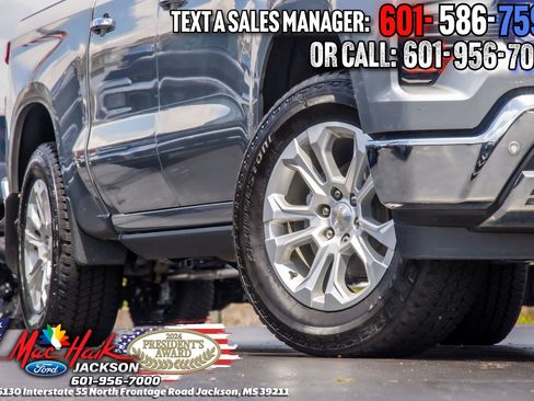 Used 2023 Chevrolet Silverado 1500 LTZ AWD/4WD image 2