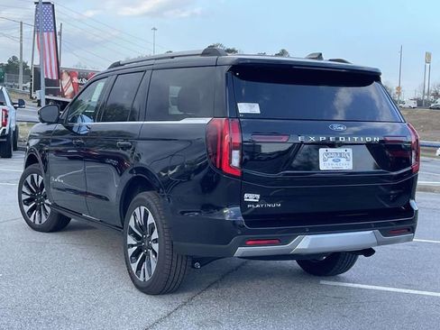 New 2025 Ford Expedition Platinum w/ Driver's Package image 4