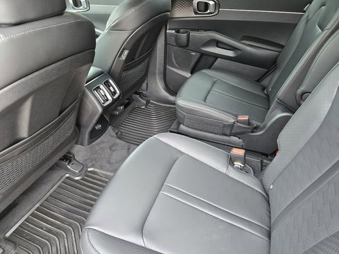 New 2026 Kia Sorento EX w/ EX Premium Package FWD image 22