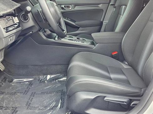 Used 2025 Honda Civic Sport image 15