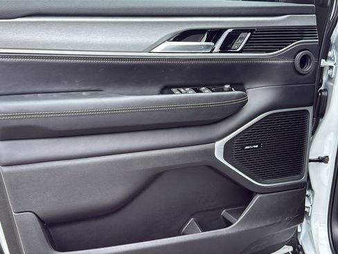 New 2026 Jeep Grand Wagoneer L 4WD image 11