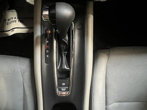 Used 2022 Honda HR-V EX image 16