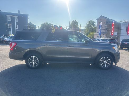 Used 2019 Ford Expedition Max XLT AWD/4WD image 5