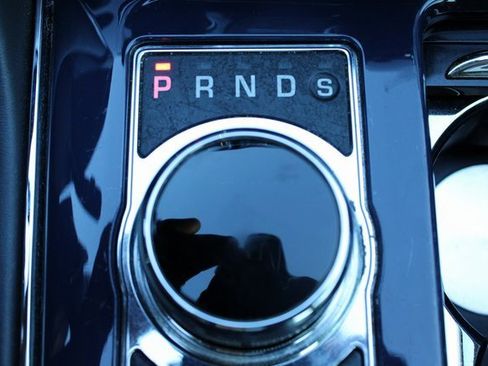 Used 2013 Jaguar XJ AWD image 18