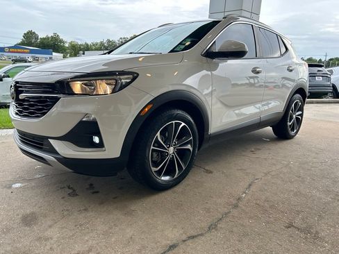 Used 2020 Buick Encore GX Select FWD image 4