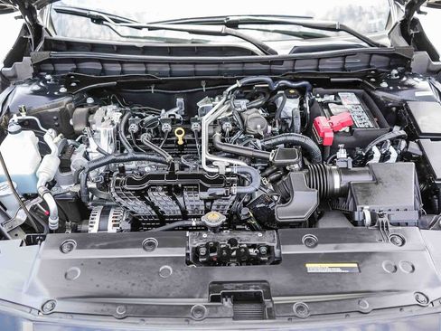 Used 2025 Nissan Altima 2.5 S FWD image 26