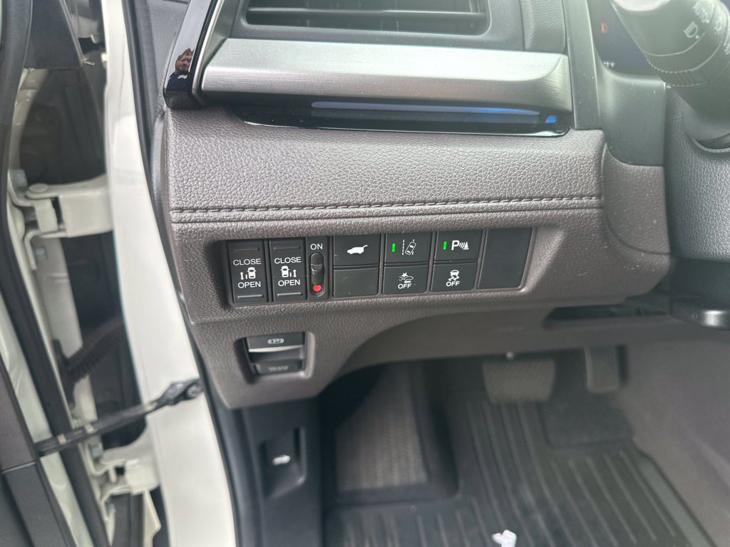 Used 2019 Honda Odyssey Elite image 19