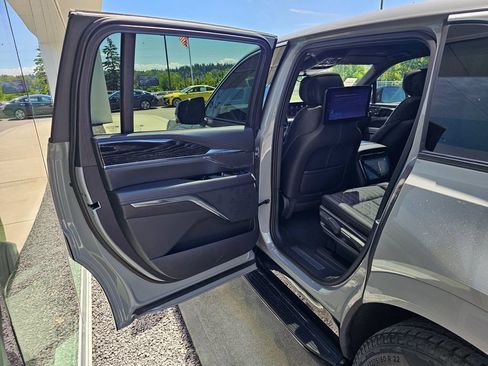 New 2026 Cadillac Escalade IQ Luxury 1 AWD/4WD image 16