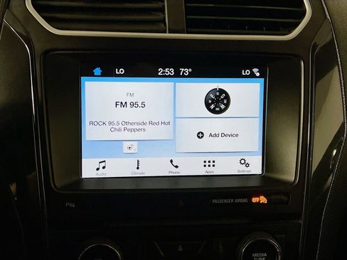 Used 2017 Ford Explorer XLT w/ Equipment Group 202A image 14