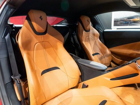 Used 2021 Ferrari Roma image 38