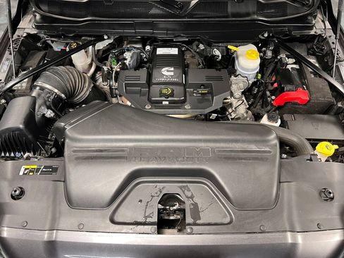 Used 2024 RAM 3500 Laramie w/ Night Edition image 26