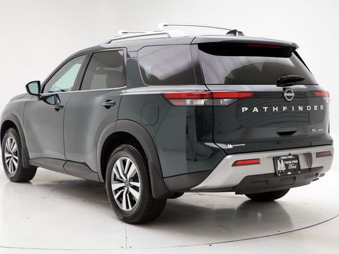 Used 2023 Nissan Pathfinder SL w/ Cargo Package AWD/4WD image 6
