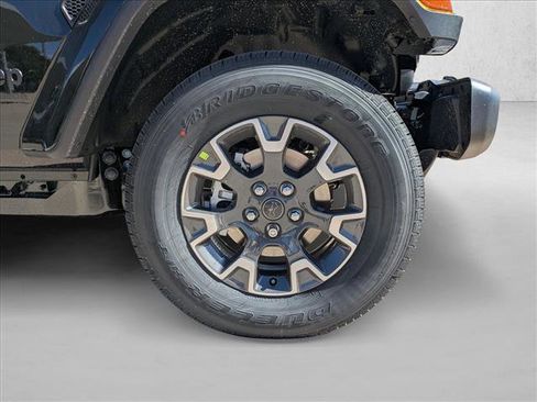 New 2026 Jeep Gladiator Sport image 16