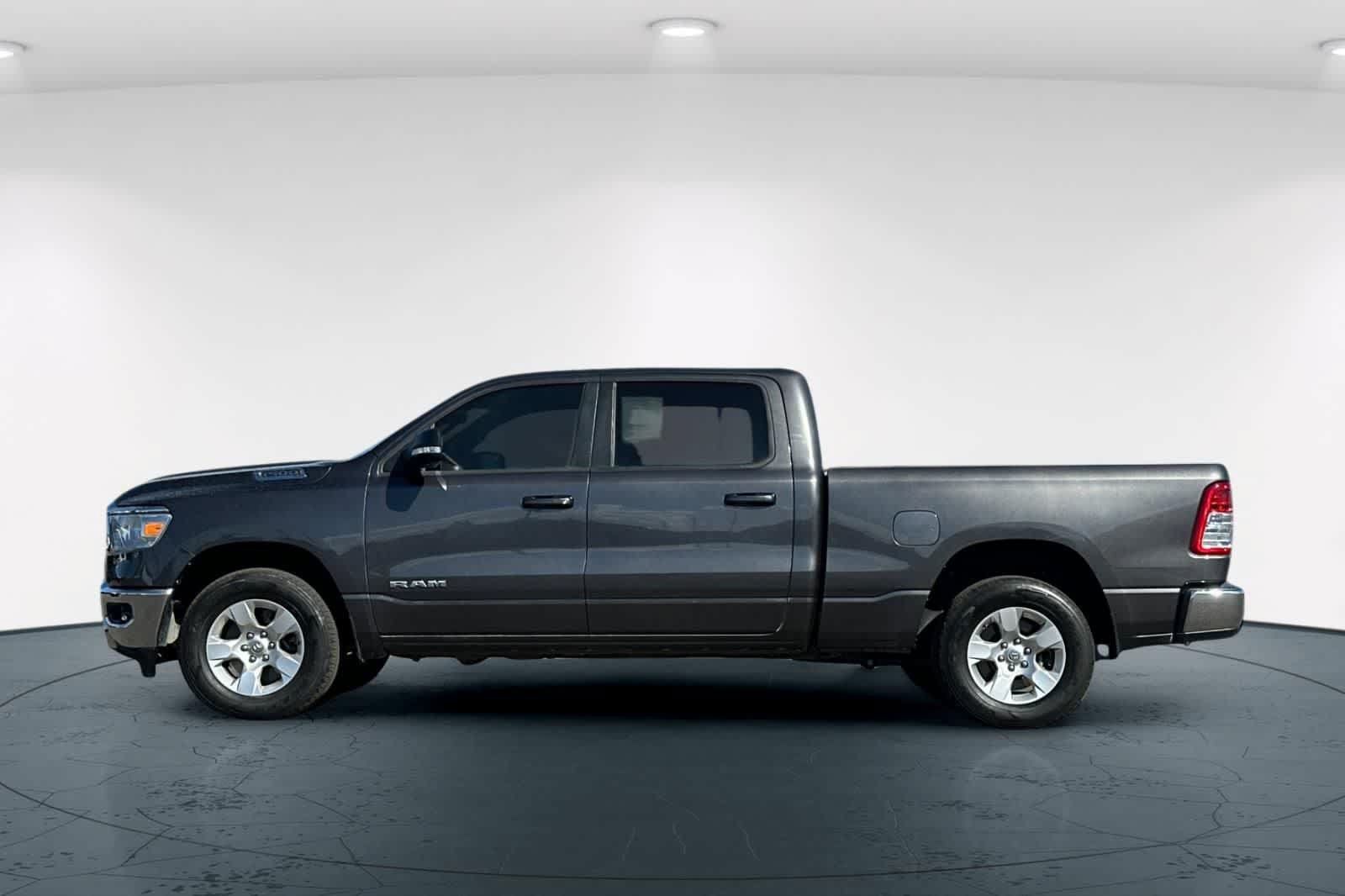 Used 2022 RAM 1500 Big Horn AWD/4WD image 9
