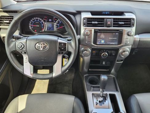 Used 2018 Toyota 4Runner SR5 Premium RWD image 28