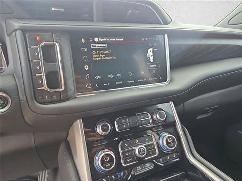 Used 2024 GMC Yukon XL Denali RWD image 13