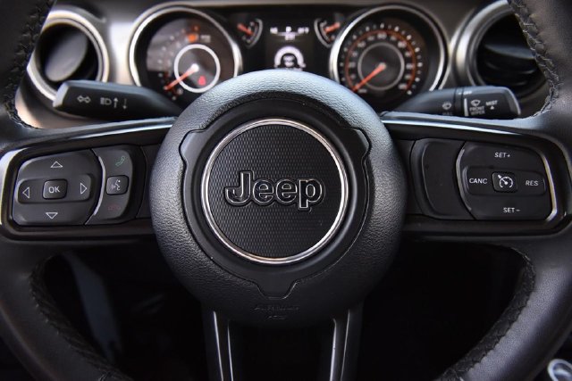 Used 2023 Jeep Wrangler Unlimited Sport AWD/4WD image 19
