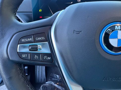 Used 2023 BMW i4 eDrive35 w/ Premium Package RWD image 29