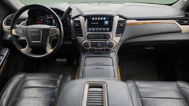 Used 2017 GMC Yukon XL Denali w/ Open Road Package AWD/4WD image 7