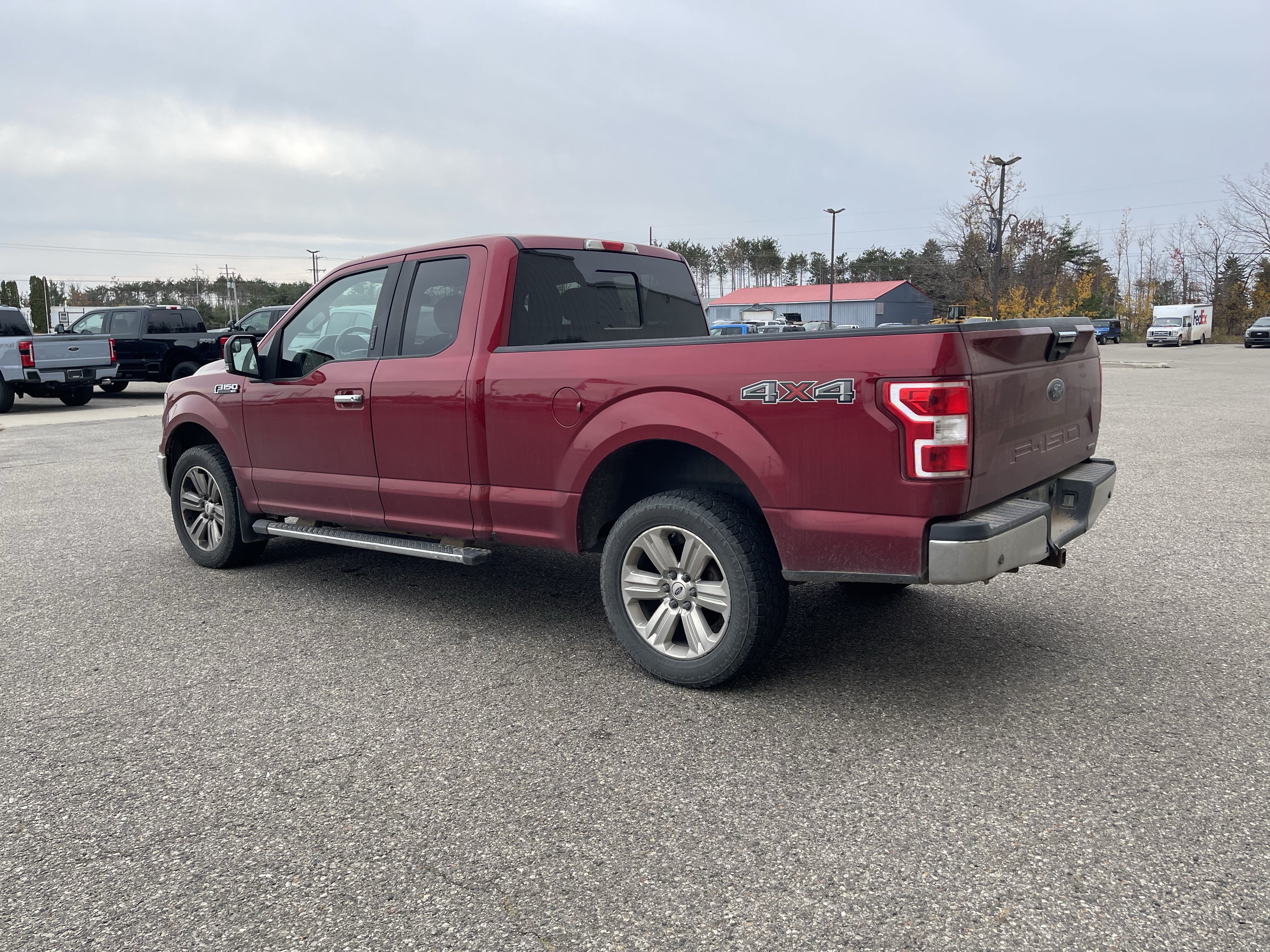 Used 2018 Ford F150 XLT w/ Equipment Group 302A Luxury AWD/4WD image 6