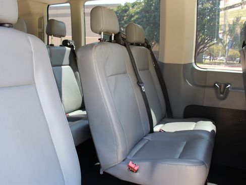 Used 2016 Ford Transit 350 XL RWD image 17