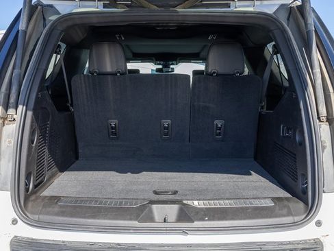 Used 2021 GMC Yukon XL AT4 w/ AT4 Premium Plus Package image 16