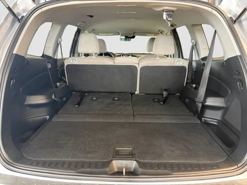 Used 2021 Honda Pilot EX image 17
