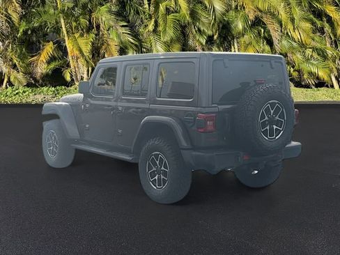 Used 2019 Jeep Wrangler Unlimited Rubicon AWD/4WD image 7