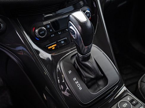 Used 2016 Ford Escape Titanium image 30