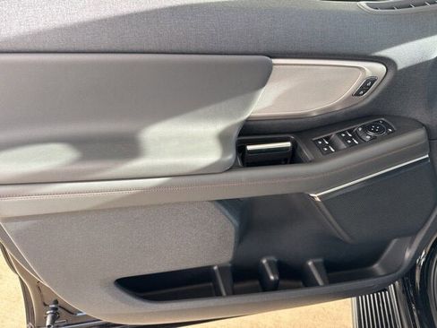 New 2025 Ford Expedition Active image 30