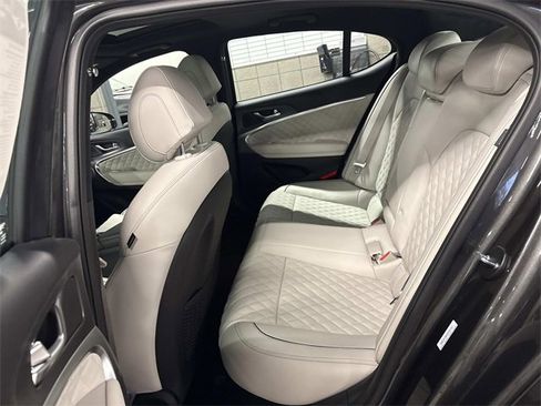 Used 2025 Genesis G70 3.3T Advanced w/ Sport Prestige Package image 25