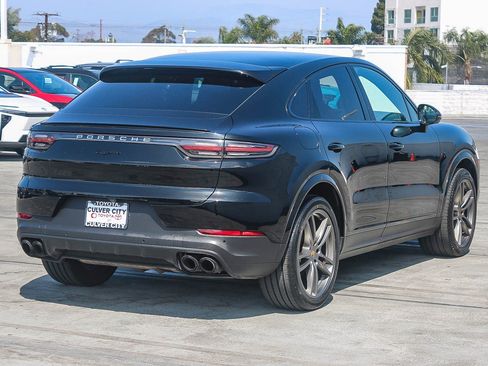 Used 2021 Porsche Cayenne Coupe AWD/4WD image 9