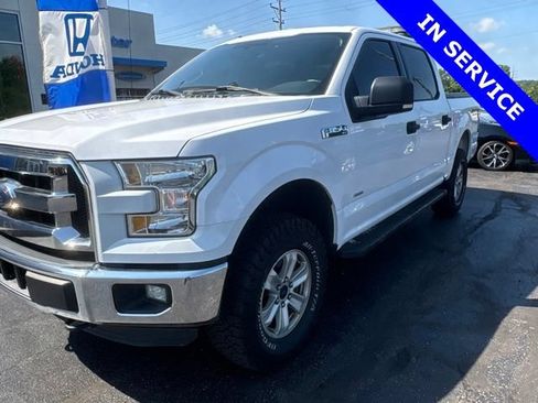 Used 2016 Ford F150 XLT w/ Equipment Group 301A Mid AWD/4WD image 3