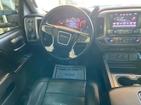 Used 2016 GMC Sierra 2500 Denali w/ Duramax Plus Package image 21