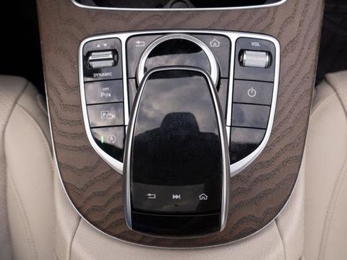 Used 2020 Mercedes-Benz E 350 Sedan image 23