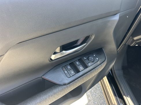 New 2026 Nissan Kicks SV FWD image 16