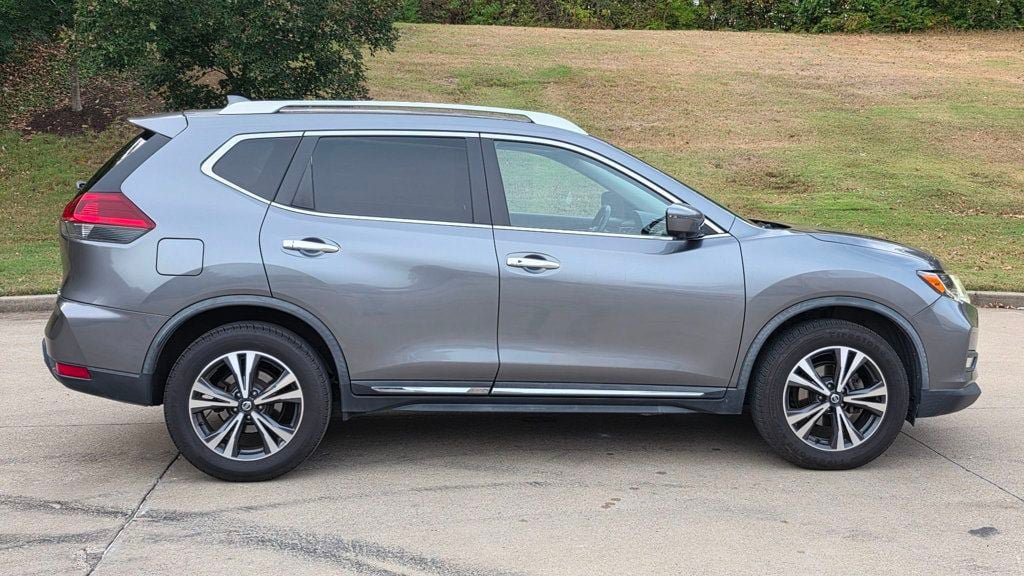 Used 2018 Nissan Rogue SL AWD/4WD image 12