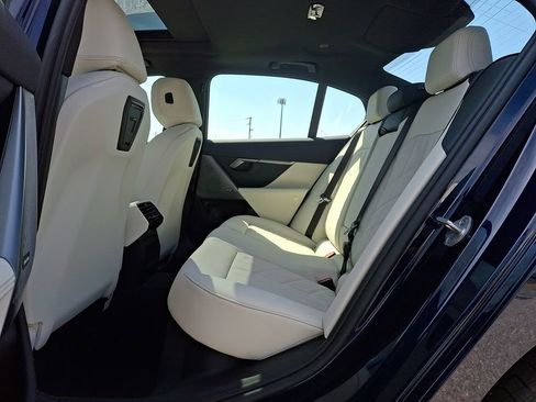 New 2026 BMW 530i xDrive w/ Premium Package AWD/4WD image 9