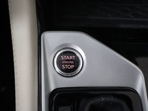 Used 2023 Nissan Altima 2.5 SL AWD/4WD image 38
