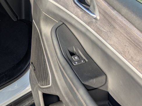 Used 2023 Jeep Grand Cherokee L Limited w/ Trailer Tow Group (B) image 38