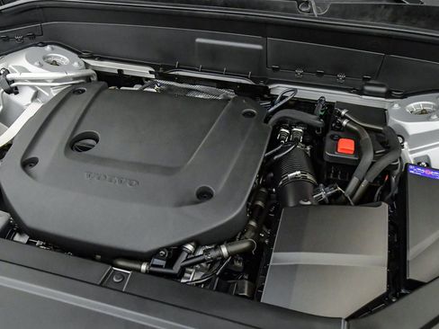 Used 2023 Volvo XC90 B6 Plus w/ Protection Package Premier image 27