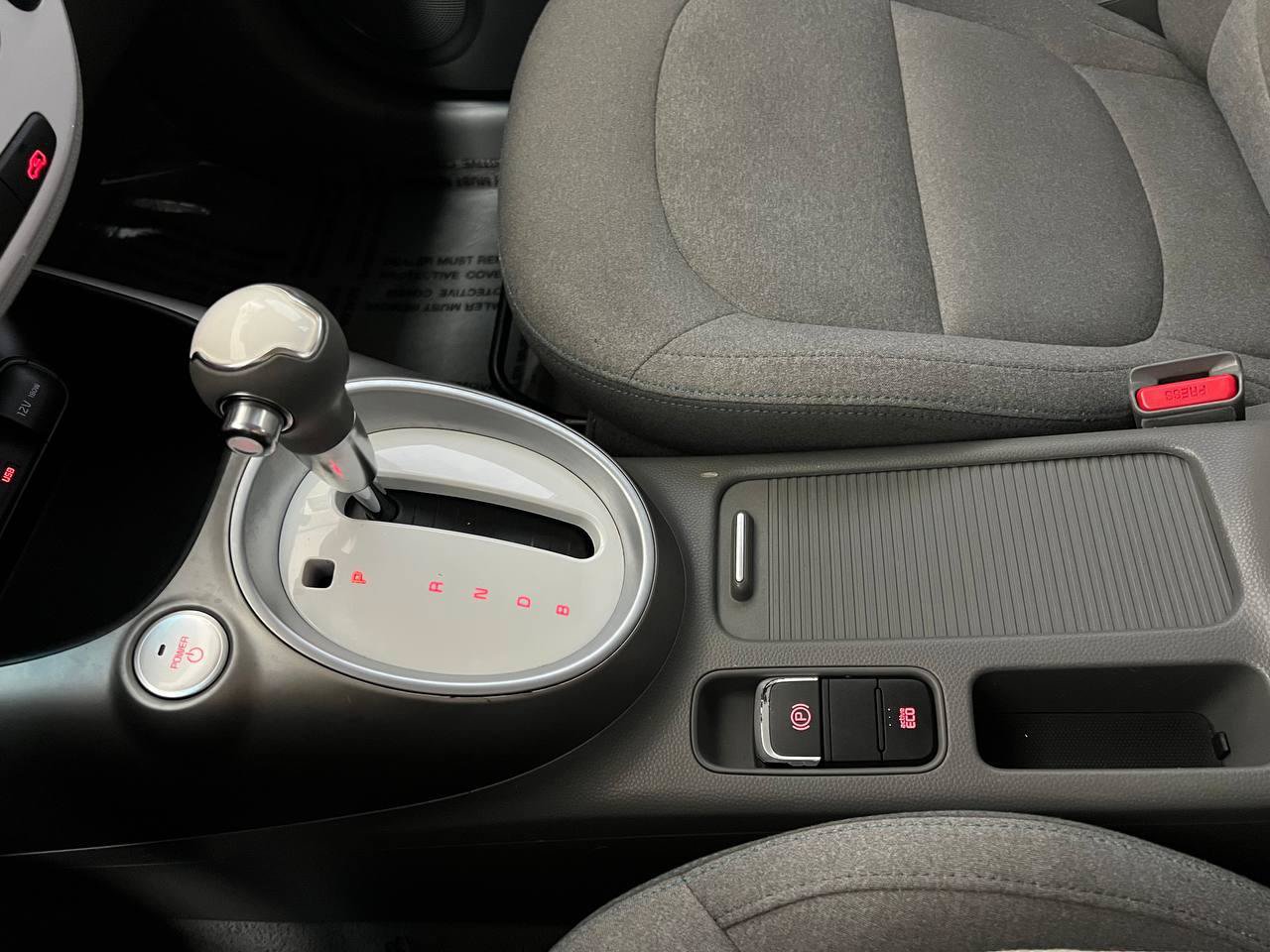 Used 2016 Kia Soul EV FWD image 20