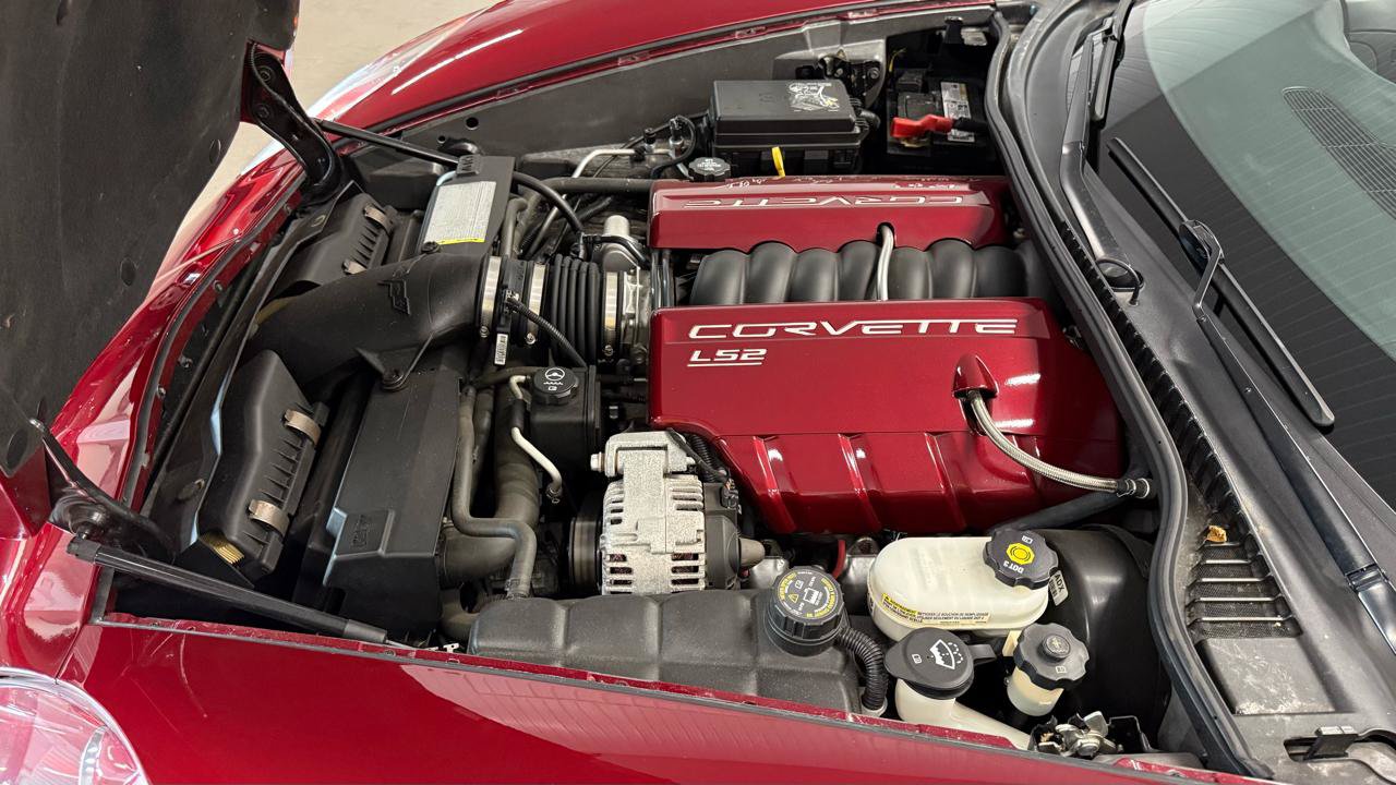 Used 2006 Chevrolet Corvette Convertible RWD image 39