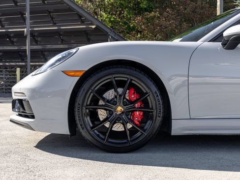 Certified 2025 Porsche 718 Boxster S RWD image 13
